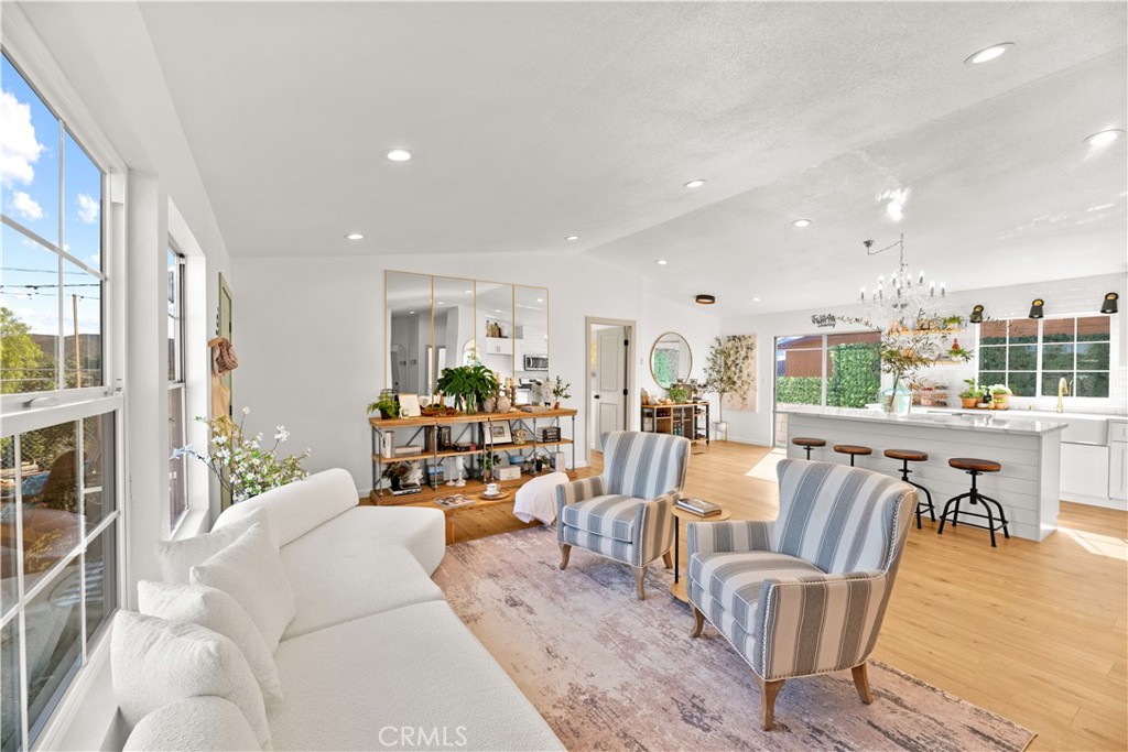 MLS #OC25264343 image #12