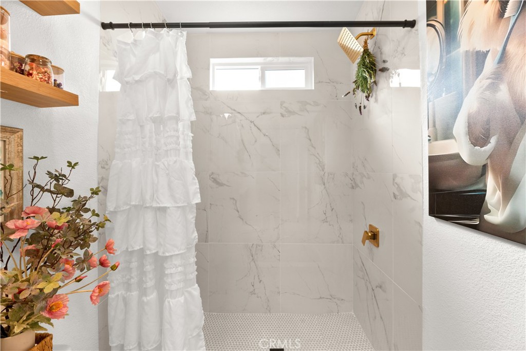 MLS #OC25264343 image #25