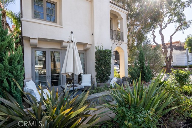 MLS #OC25264387 image #2