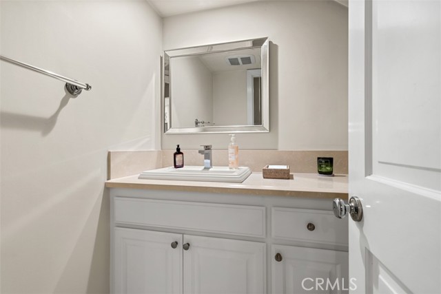 MLS #OC25264387 image #22