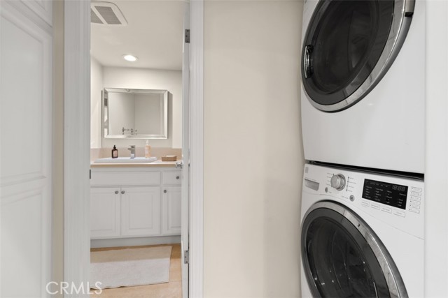 MLS #OC25264387 image #26