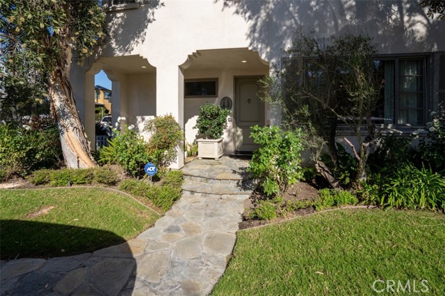 MLS #OC25264387 image #34