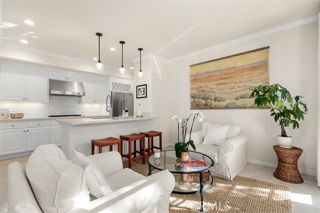 MLS #OC25264387 image #9