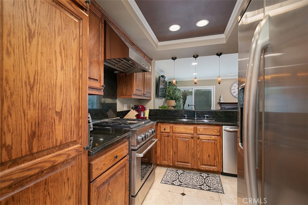 MLS #OC25264429 image #2