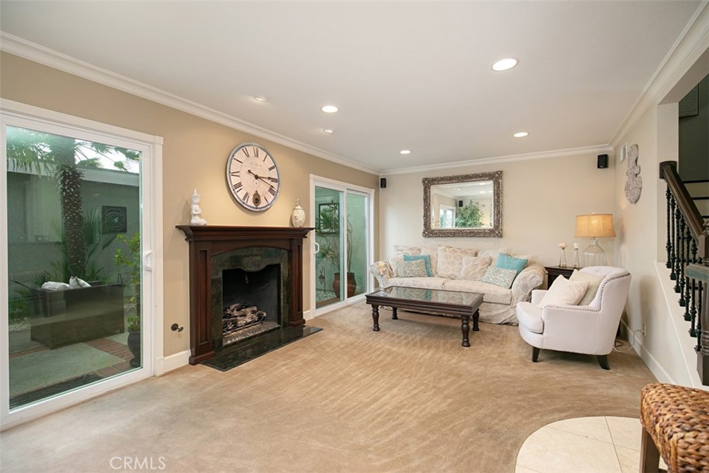 MLS #OC25264429 image #4