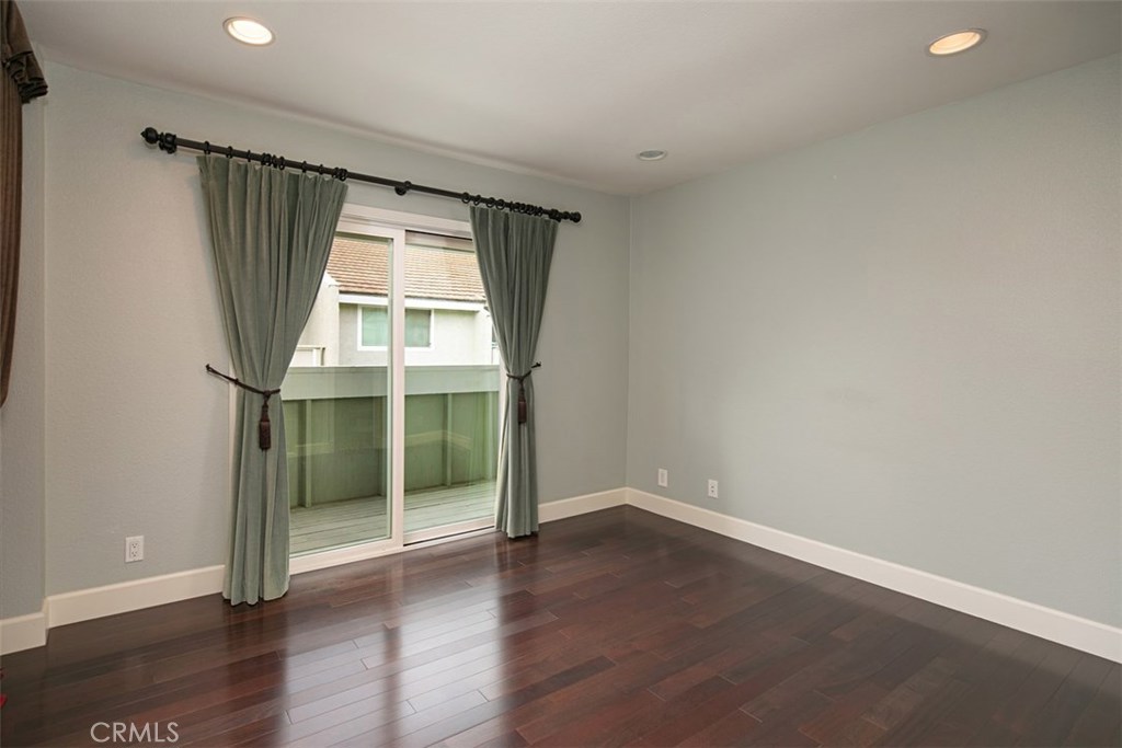 MLS #OC25264429 image #7