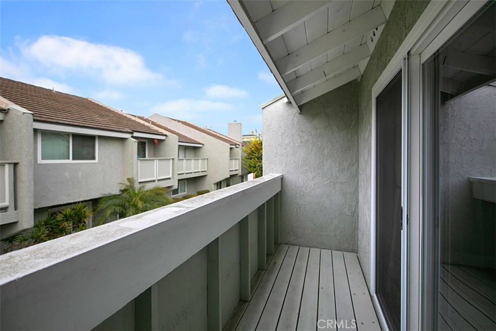 MLS #OC25264429 image #8