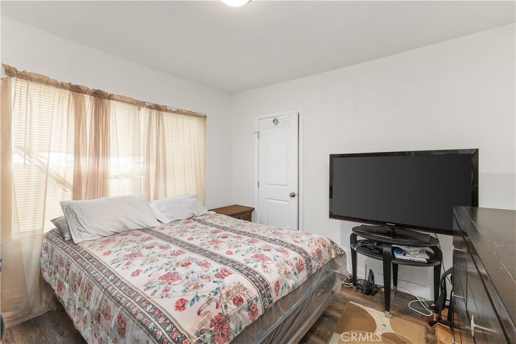 MLS #OC25264503 image #10