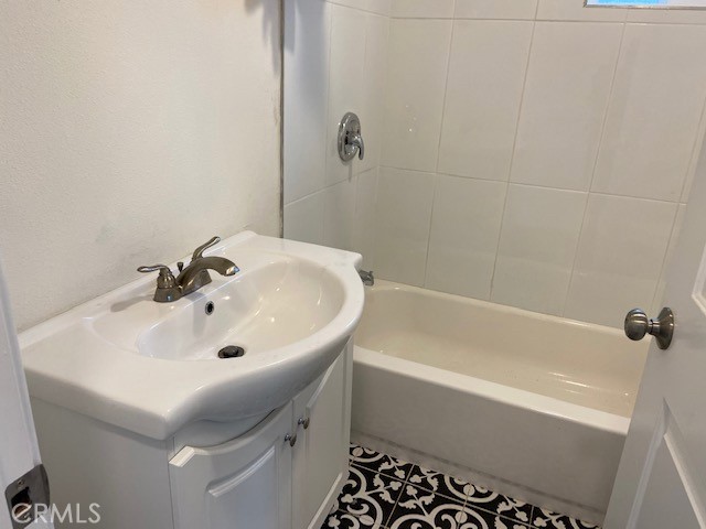 MLS #OC25264503 image #19