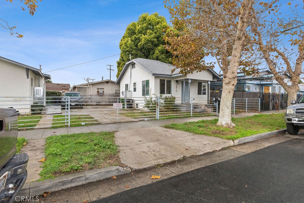 MLS #OC25264503 image #4