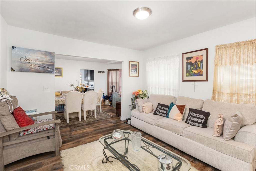 MLS #OC25264503 image #5