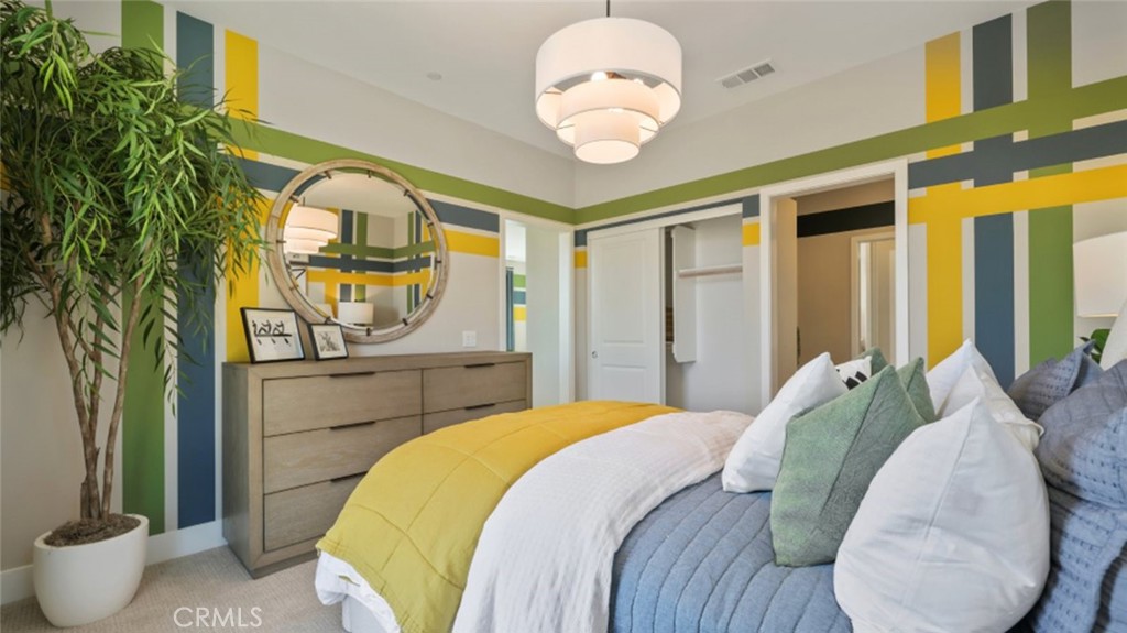 MLS #OC25264539 image #19