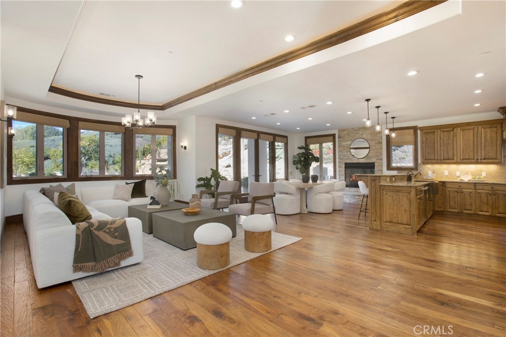 MLS #OC25264558 image #16