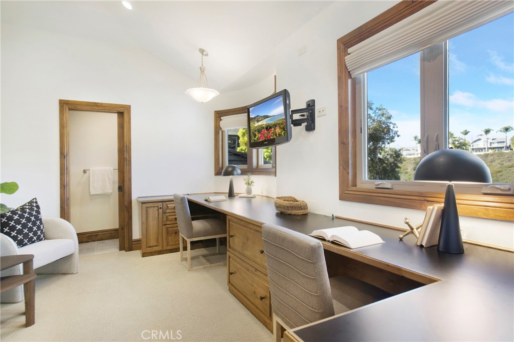 MLS #OC25264558 image #24