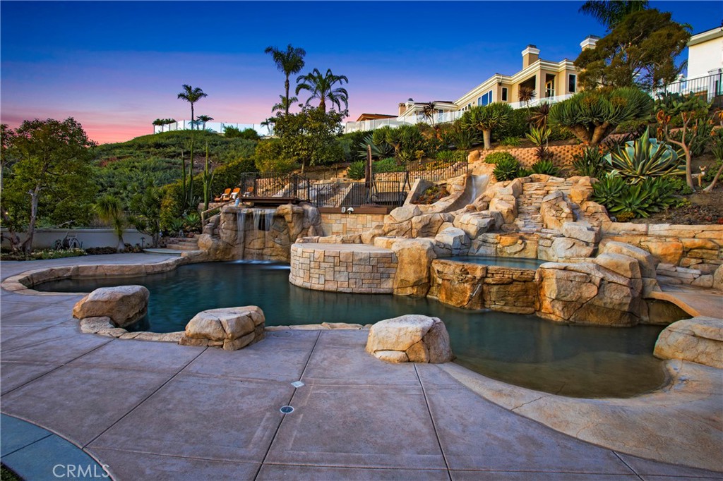 MLS #OC25264558 image #35