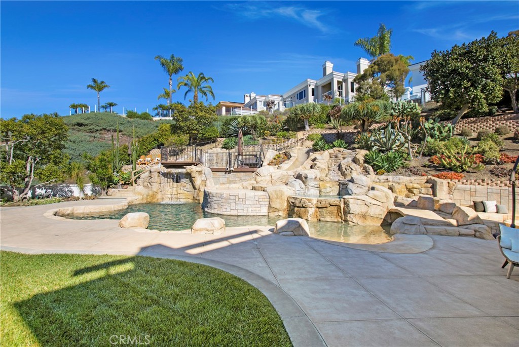 MLS #OC25264558 image #4