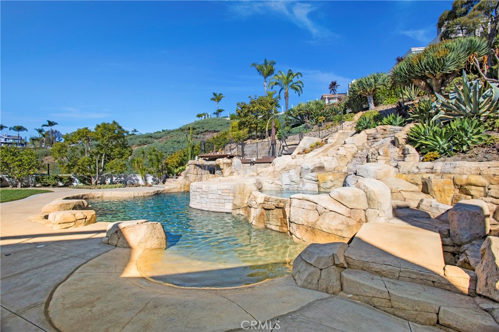 MLS #OC25264558 image #44