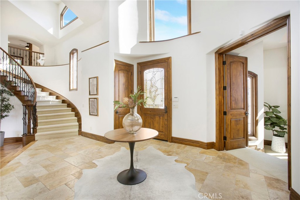 MLS #OC25264558 image #5