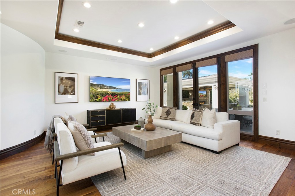 MLS #OC25264558 image #8