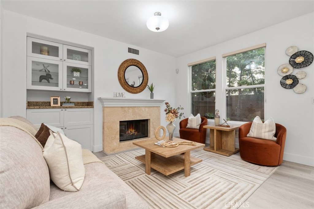 MLS #OC25264575 image #13