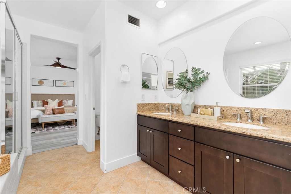 MLS #OC25264575 image #26