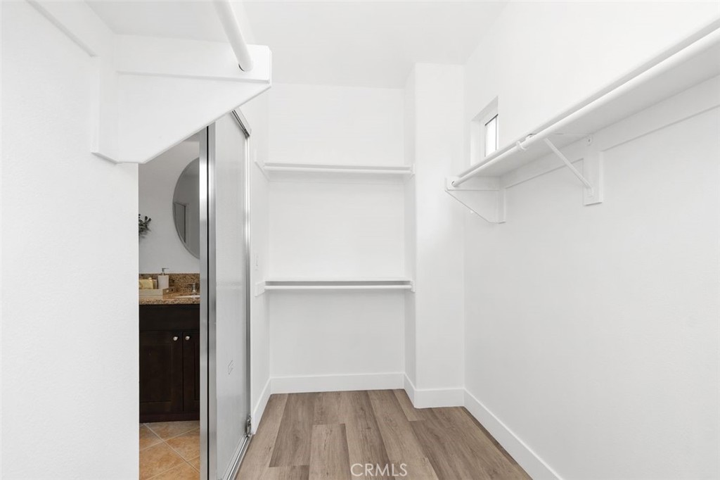 MLS #OC25264575 image #28