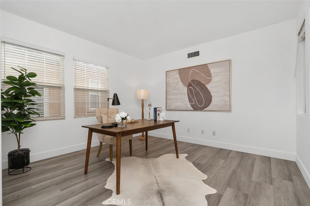 MLS #OC25264575 image #29