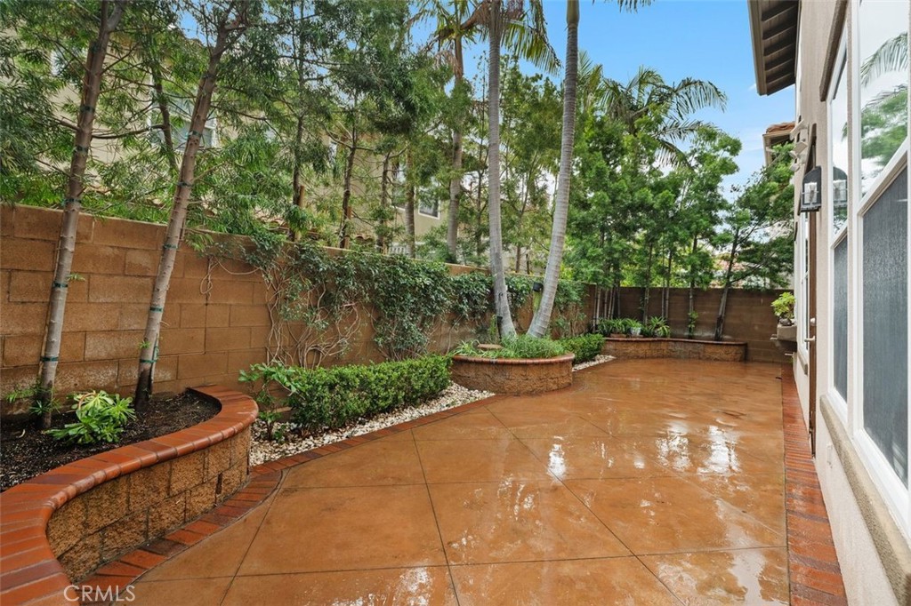 MLS #OC25264575 image #40