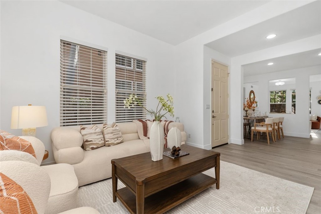 MLS #OC25264575 image #6