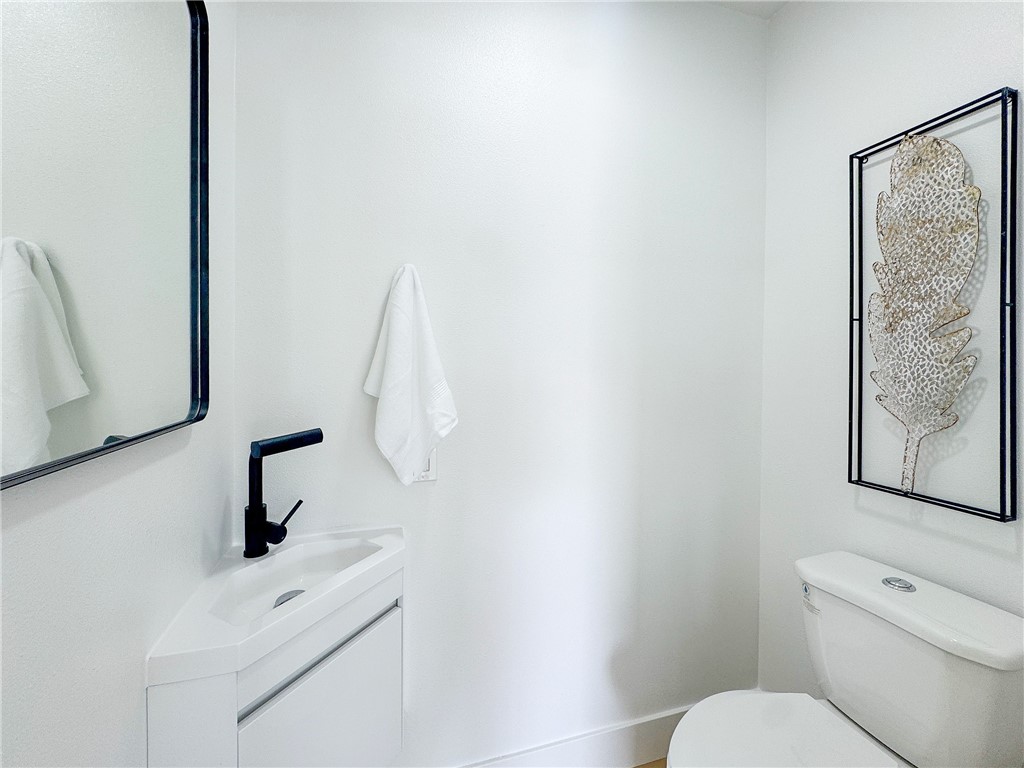 MLS #OC25264582 image #19