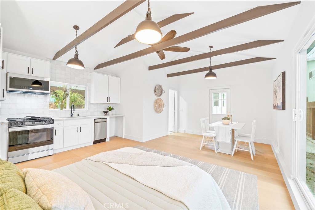 MLS #OC25264582 image #28