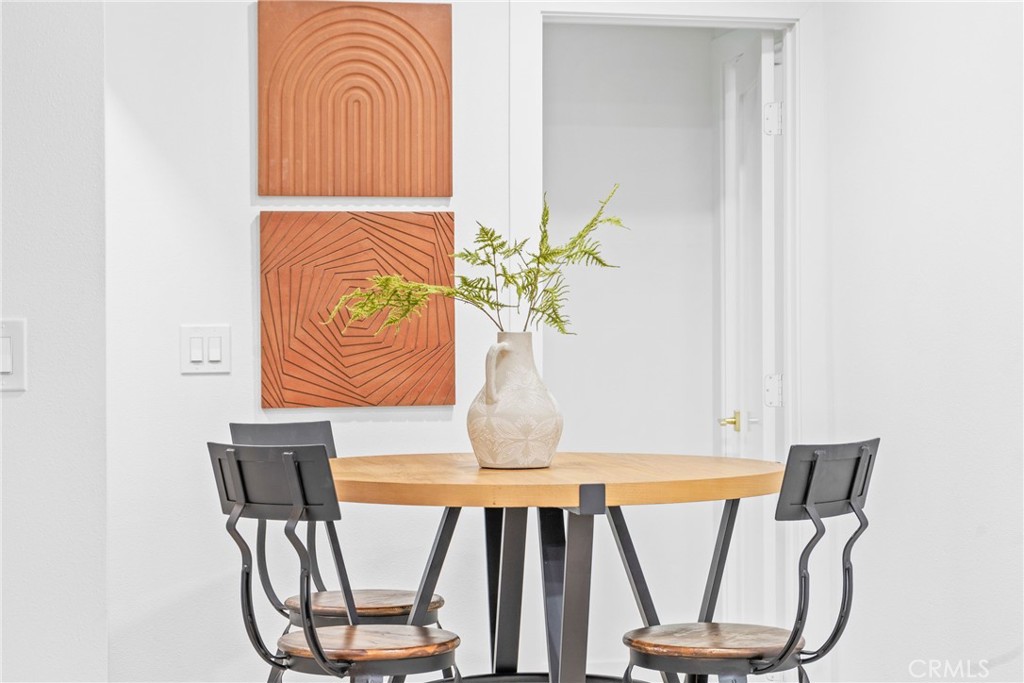 MLS #OC25264582 image #37