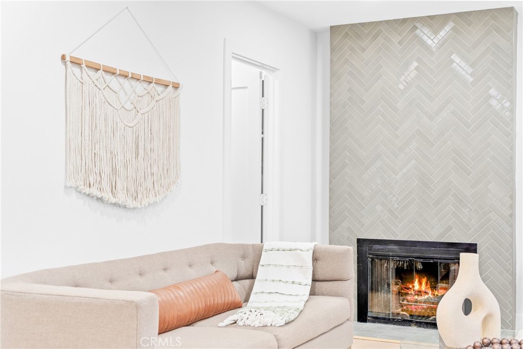 MLS #OC25264582 image #39