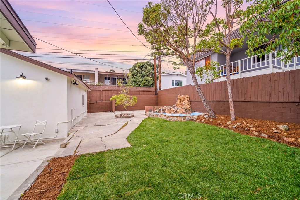 MLS #OC25264582 image #45