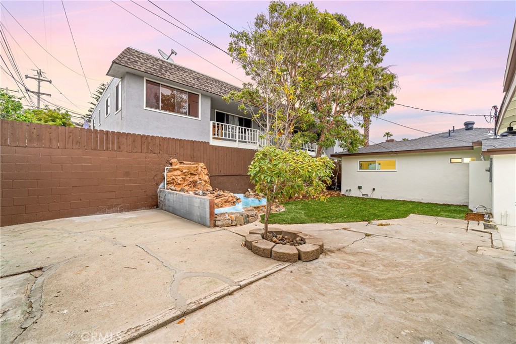 MLS #OC25264582 image #46