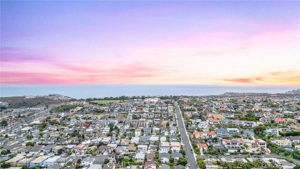 MLS #OC25264582 image #60