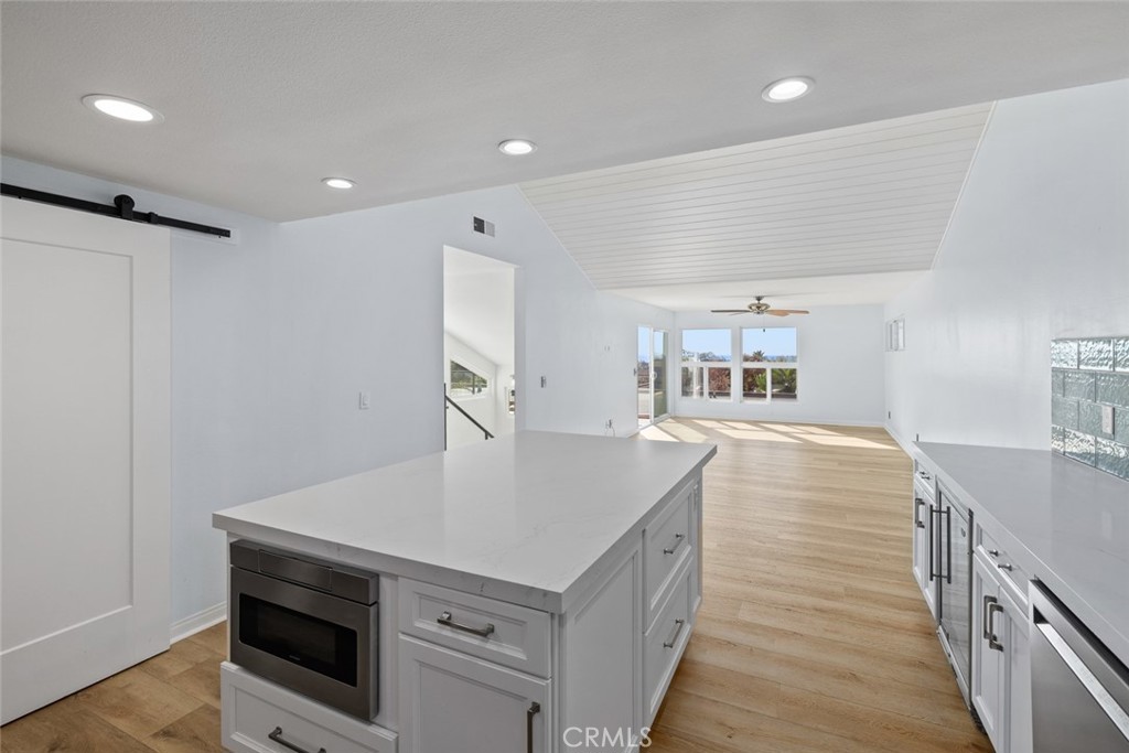 MLS #OC25264585 image #10