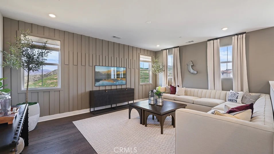 MLS #OC25264600 image #24