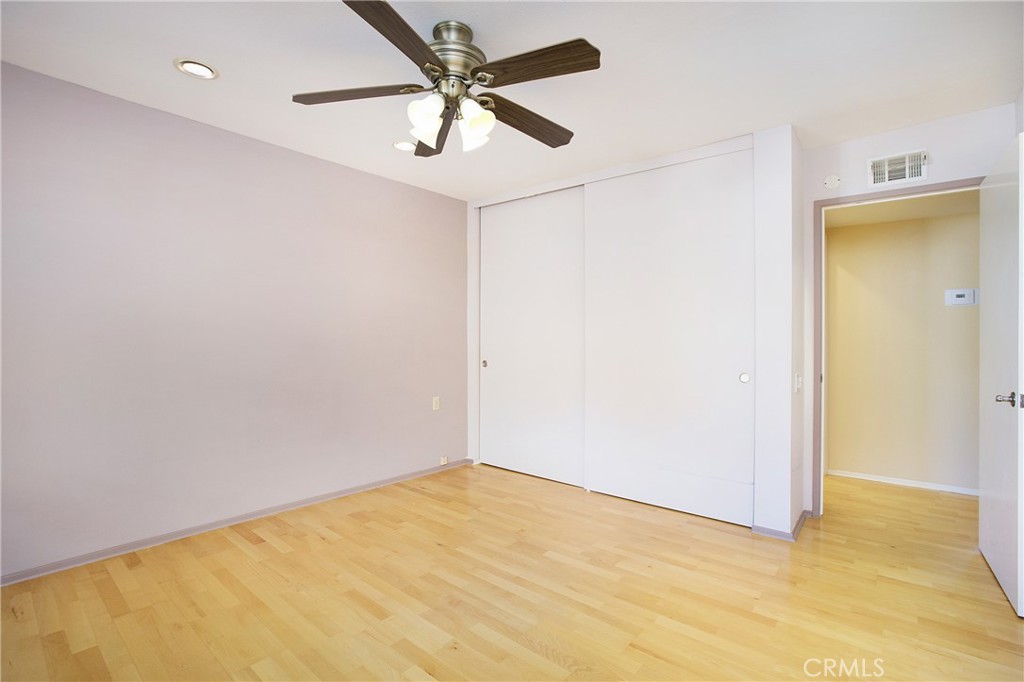 MLS #OC25264601 image #12