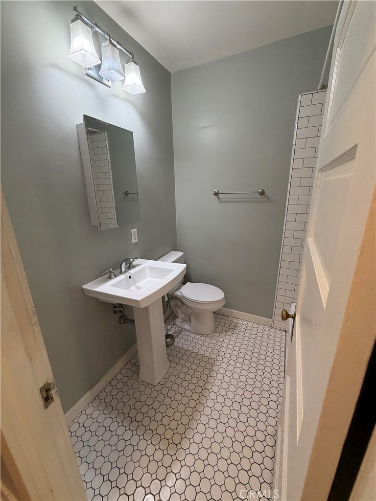 MLS #OC25264651 image #9