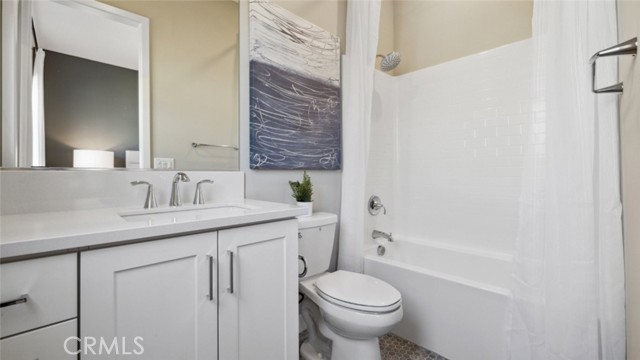 MLS #OC25264693 image #19