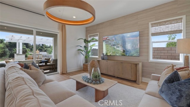 MLS #OC25264716 image #10