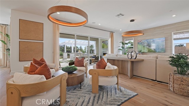 MLS #OC25264716 image #8