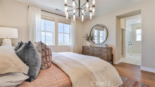 MLS #OC25264726 image #10