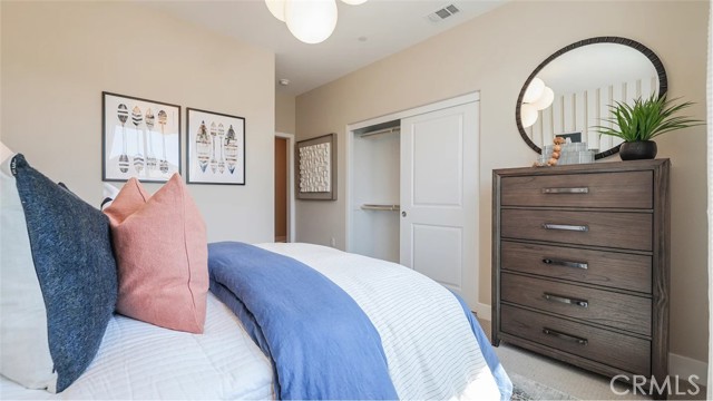 MLS #OC25264726 image #18