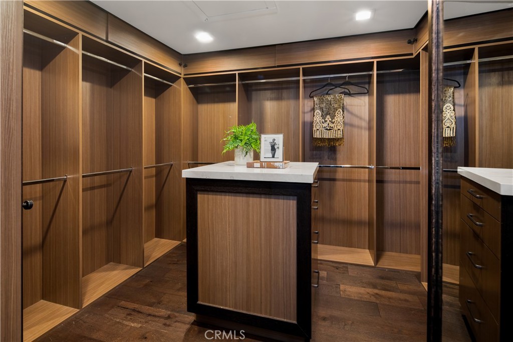 MLS #OC25264734 image #28