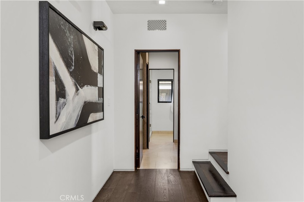 MLS #OC25264734 image #40