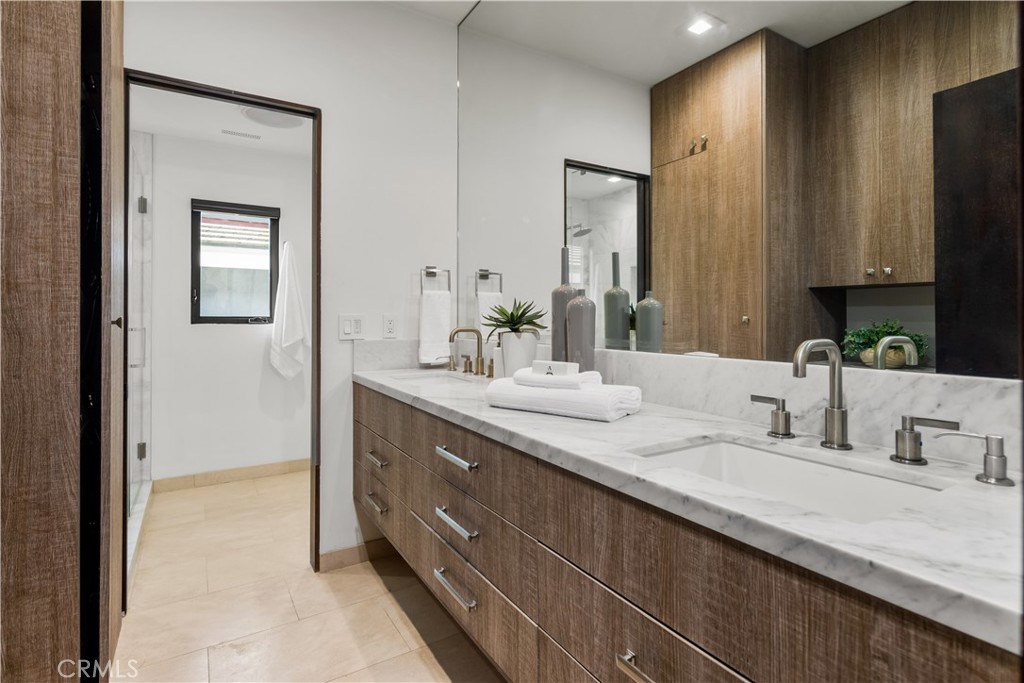 MLS #OC25264734 image #41