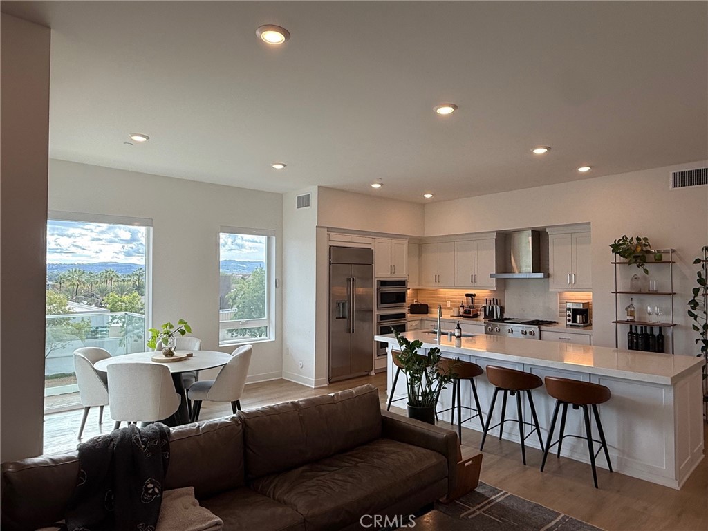 MLS #OC25264753 image #6