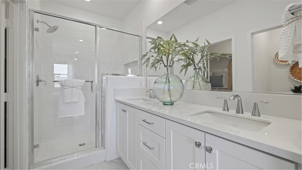 MLS #OC25264758 image #11